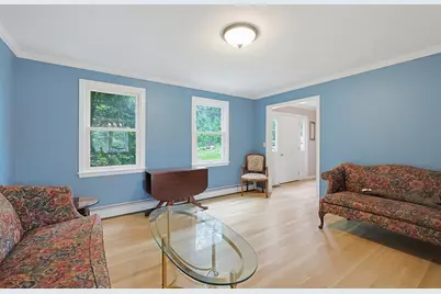 73 Lovering St, Medway, MA 02053 - Photo 5