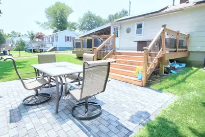 52 Sunrise Ave, Fitchburg, MA 01420 - Photo 15