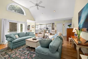 13 Driftwood Cir, Mashpee, MA 02649 - Photo 5