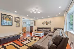66 Checkerberry Ln, Framingham, MA 01702 - Photo 9