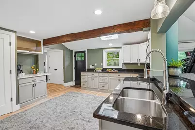 185 West Main St, Millbury, MA 01527 - Photo 11