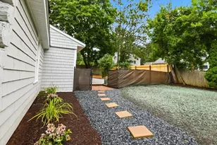 89 Milford St, Hanson, MA 02341 - Photo 15