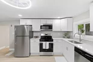 89 Milford St, Hanson, MA 02341 - Photo 3