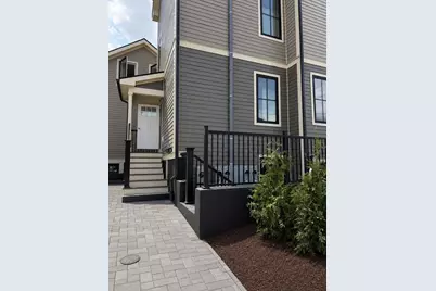 26 Alfred St #1, Medford, MA 02155 - Photo 5