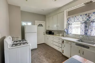 18 Grayson St, Boston, MA 02124 - Photo 7