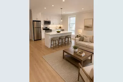 283 Chelsea St #1, Everett, MA 02149 - Photo 3