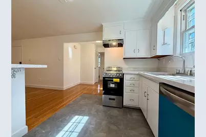 21 Park Ave #12, Foxboro, MA 02035 - Photo 3