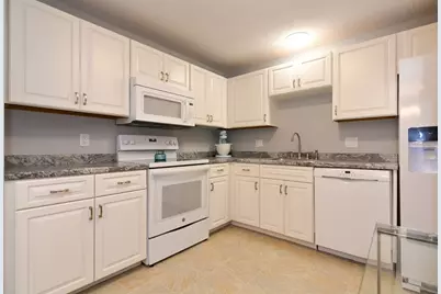 14 Bourbon St. #31, Peabody, MA 01960 - Photo 9