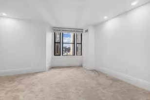 390 Commonweath Ave, Boston, MA 02215 - Photo 13