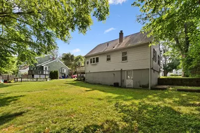 308 Pleasant St, Stoughton, MA 02072 - Photo 23