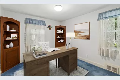 308 Pleasant St, Stoughton, MA 02072 - Photo 11