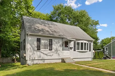 308 Pleasant St, Stoughton, MA 02072 - Photo 25