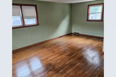 135 Crane St, Dedham, MA 02026 - Photo 11