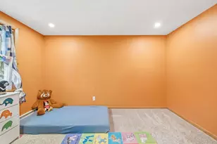 5 Hull Dr, Saugus, MA 01906 - Photo 13