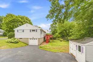5 Hull Dr, Saugus, MA 01906 - Photo 35