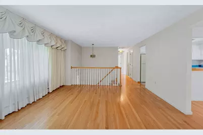 5 Jeremiah Cir, Medford, MA 02155 - Photo 5