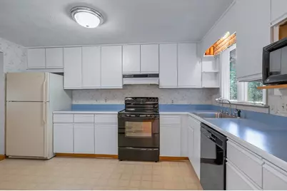 5 Jeremiah Cir, Medford, MA 02155 - Photo 15