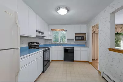 5 Jeremiah Cir, Medford, MA 02155 - Photo 13