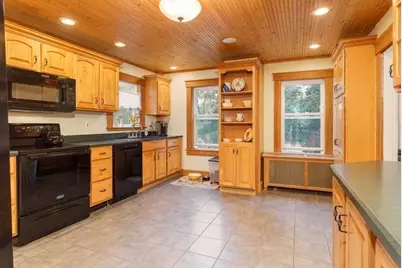 27 Elm Street, Leominster, MA 01453 - Photo 5