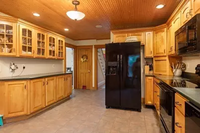 27 Elm Street, Leominster, MA 01453 - Photo 7