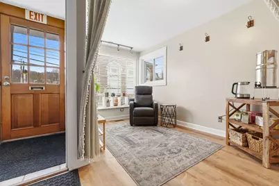 58 Central St #1-2, Ipswich, MA 01938 - Photo 3