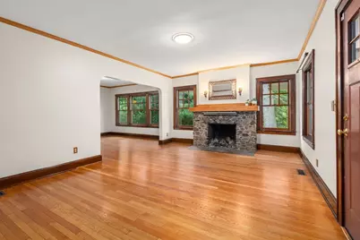 42 Harris St, Amherst, MA 01002 - Photo 5