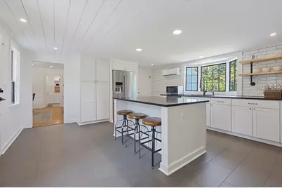 361 Winter St, Holliston, MA 01746 - Photo 9