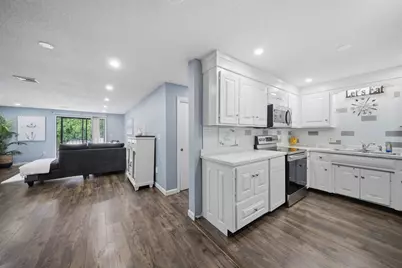 307 Amherst St #2, Nashua, NH 03063 - Photo 5
