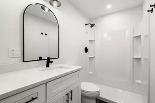 13 Whitman Cir, Bellingham, MA 02019 - Photo 31