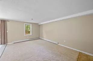 68 Lantern Ln, Dracut, MA 01826 - Photo 11