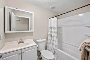 68 Lantern Ln, Dracut, MA 01826 - Photo 23