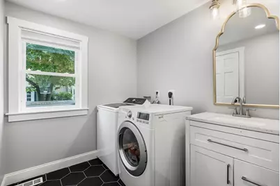 342 Franklin St, Framingham, MA 01702 - Photo 11