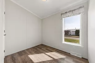 131 Washington St, Foxboro, MA 02035 - Photo 11