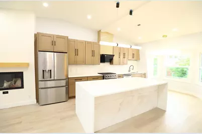 89 Trenton St #3, Boston, MA 02128 - Photo 11