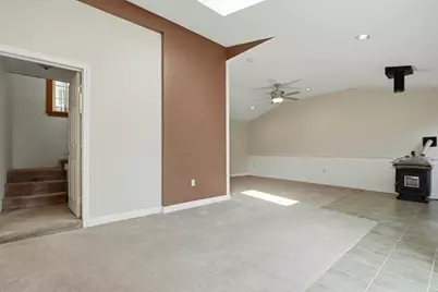 55 Chilmark St, Worcester, MA 01604 - Photo 31