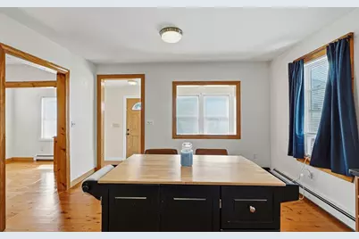 55 Chilmark St, Worcester, MA 01604 - Photo 19