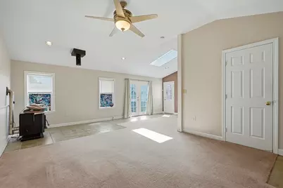 55 Chilmark St, Worcester, MA 01604 - Photo 35