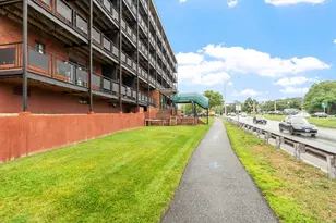 585 Revere Beach Pkwy, Revere, MA 02151 - Photo 23