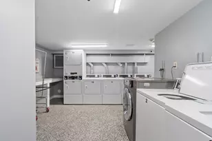 585 Revere Beach Pkwy, Revere, MA 02151 - Photo 19