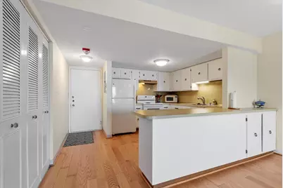 585 Revere Beach Parkway #312, Revere, MA 02151 - Photo 3