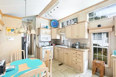 185 Cotuit Rd #1 Juniper, Sandwich, MA 02563 - Photo 5