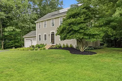 21 Wildflower Dr, Sutton, MA 01590 - Photo 3
