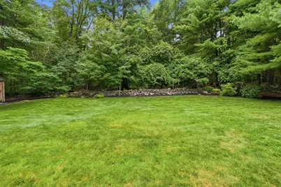 21 Wildflower Dr, Sutton, MA 01590 - Photo 41