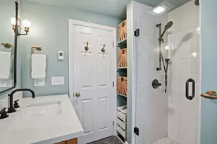 4 Short St Pl, Boston, MA 02129 - Photo 11