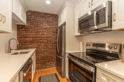 462 Beacon St #22, Boston, MA 02115 - Photo 17