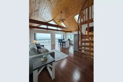 498 No End Blvd #3, Salisbury, MA 01952 - Photo 3