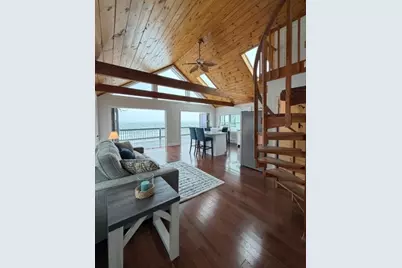 498 No End Blvd #3, Salisbury, MA 01952 - Photo 3