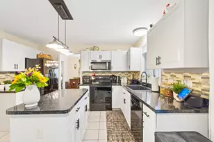 45 Braeburn Rd, Boston, MA 02136 - Photo 11