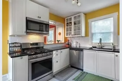 14 Highland Avenue #House, Hull, MA 02045 - Photo 5
