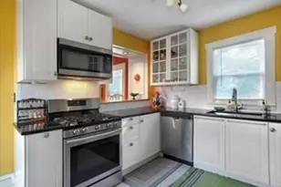 14 Highland Ave, Hull, MA 02045 - Photo 5